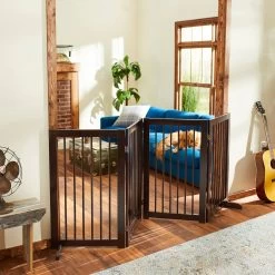 Frisco Deluxe Configurable 4-Panel Wood Dog Gate