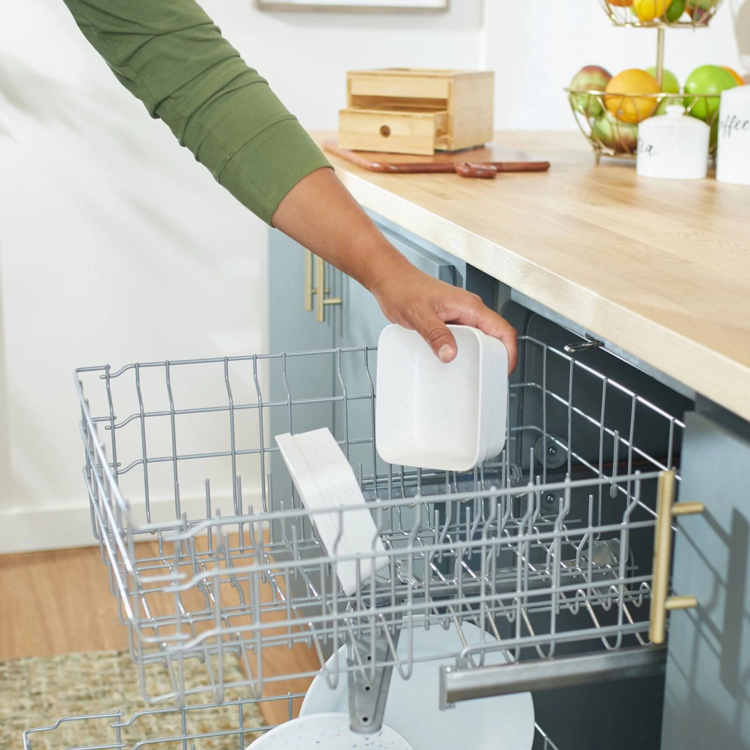 Frisco Elevated Non-Skid Bamboo Melamine Bowl Double Diner With Bamboo Stand - Image 4